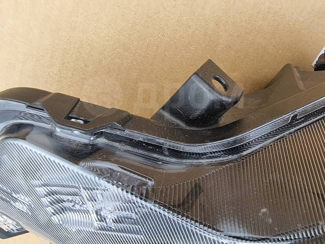 Фара передняя левая eK B35A BR06 Фара передняя левая eK B35A BR06