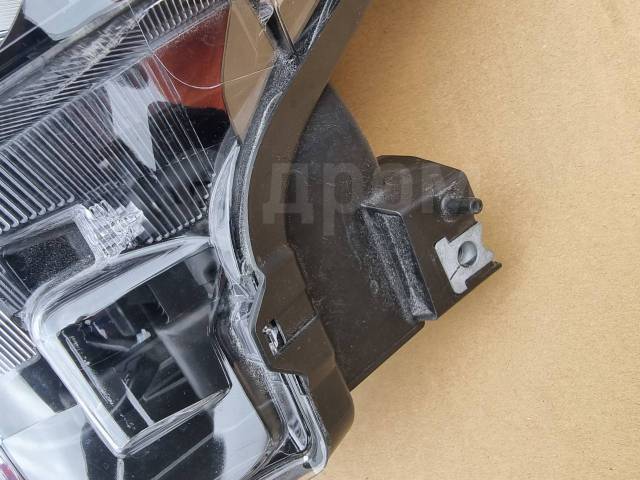 Фара передняя левая eK B35A BR06 Фара передняя левая eK B35A BR06