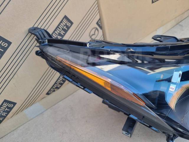 Фара передняя правая Lexus NX200 ZGZ10