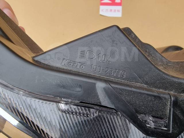 Фара правая eK B35A BR06 Фара правая eK B35A BR06