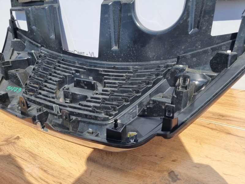 Решетка радиатора передняя X-Trail 2017-2020 T32