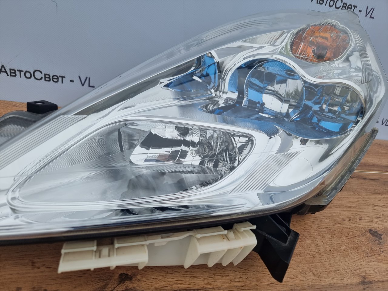 Фара светодиодная передняя левая Nissan Leaf AZE0 ZE0 Фара светодиодная передняя левая Nissan Leaf AZE0 ZE0