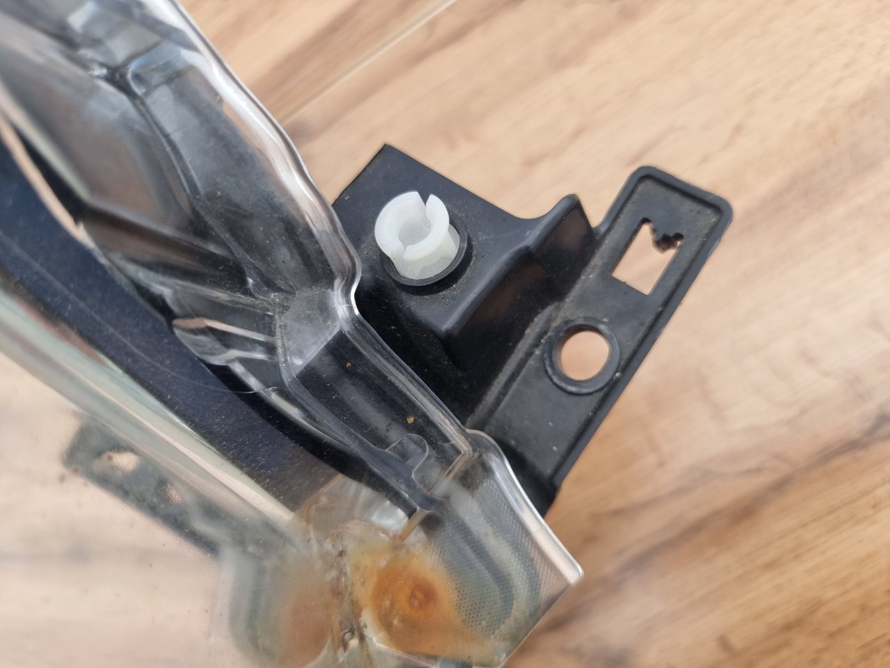 Фара светодиодная передняя левая Leaf 2009-2017 AZE0 ZE0 Фара светодиодная передняя левая Leaf 2009-2017 AZE0 ZE0