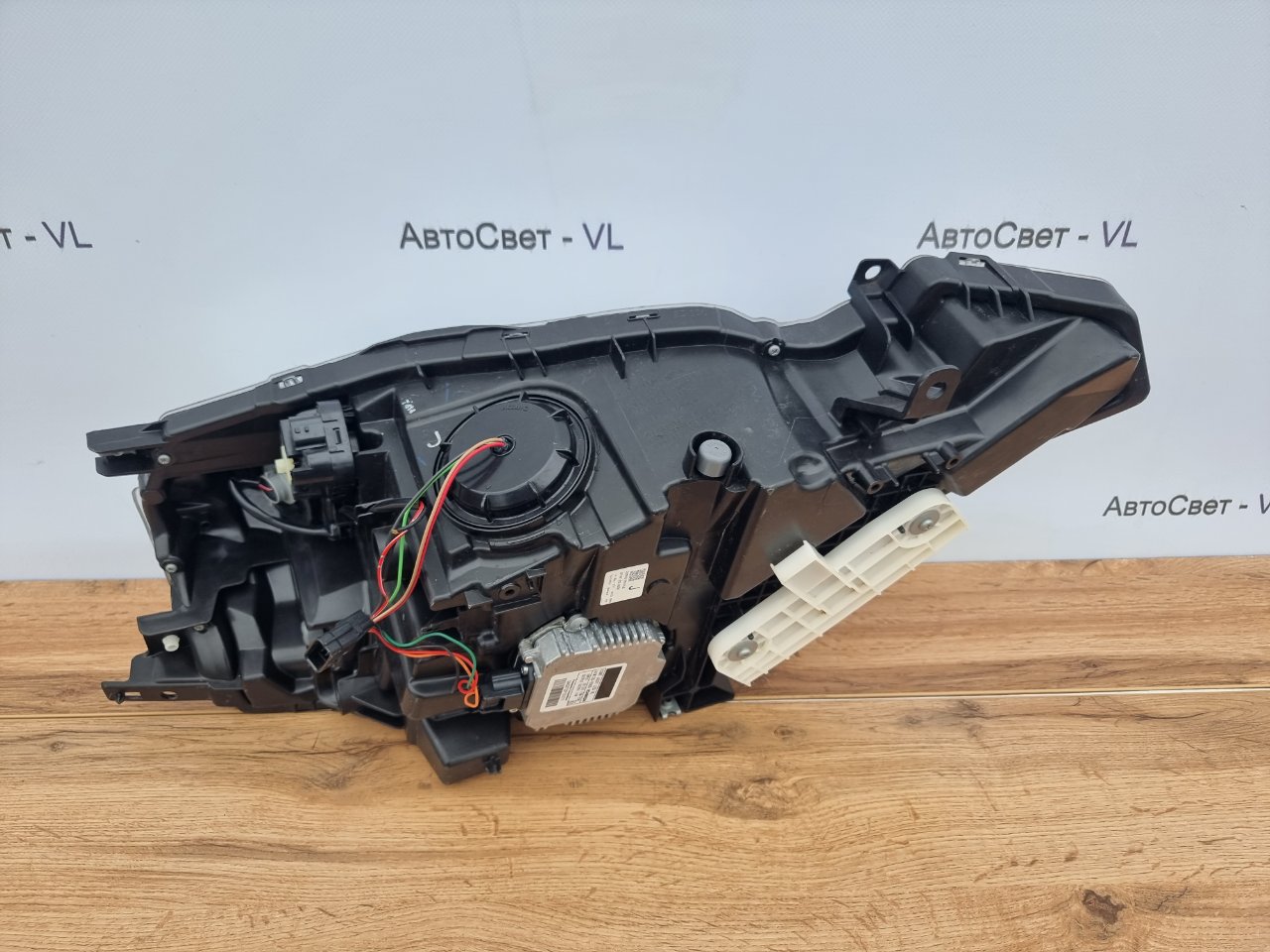 Фара светодиодная передняя левая Leaf 2009-2017 AZE0 ZE0 Фара светодиодная передняя левая Leaf 2009-2017 AZE0 ZE0