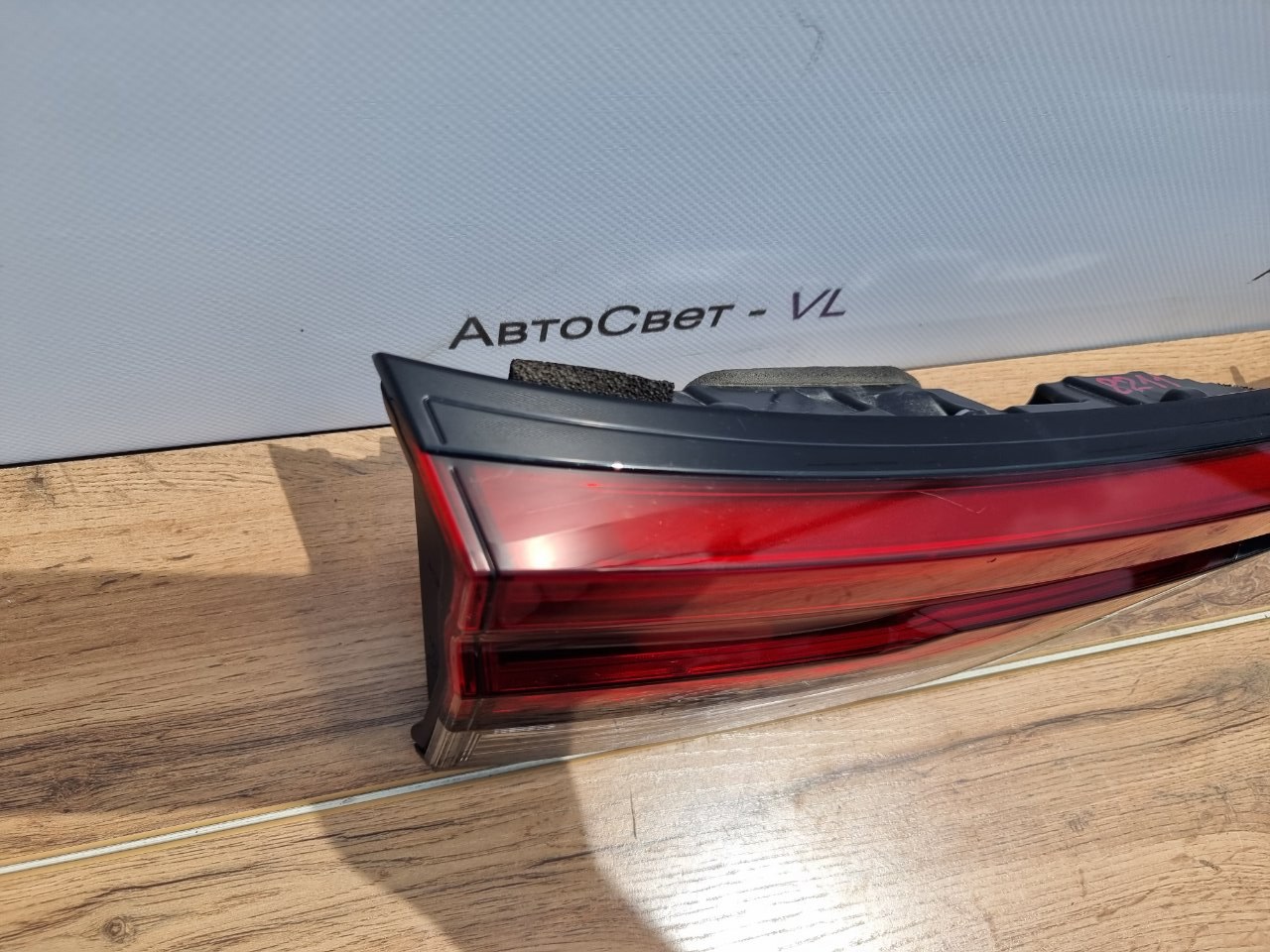 Стоп-сигнал передний левый Note 2020 E13