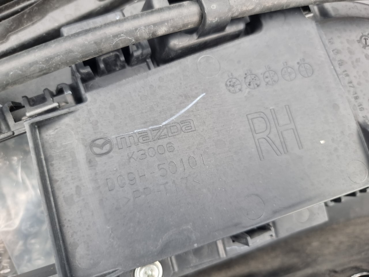 Бампер передний Demio 2014-2019 (DJ)