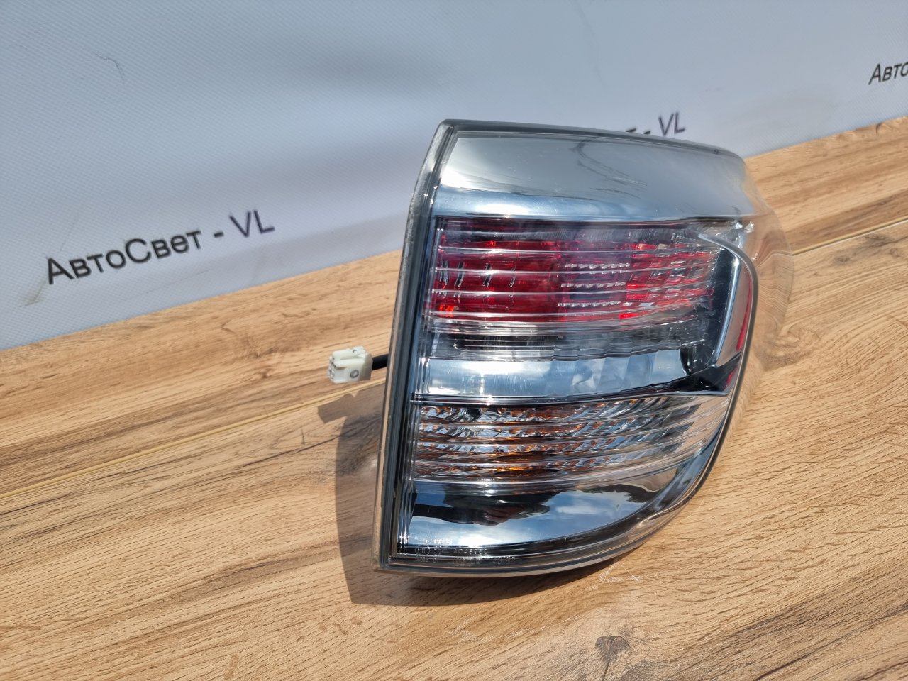 Стоп-сигнал задний правый RX270 2009-2012 ( AL10 )