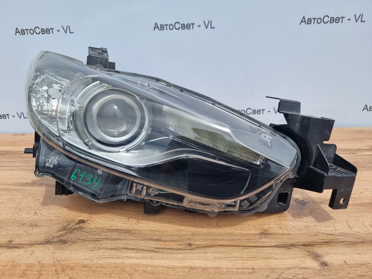 Запчасть фара ксеноновая передняя правая Mazda Atenza 2012-2014 ( GJ ) 100-41941 контрактная Фара ксеноновая передняя правая Mazda Atenza 2012-2014 ( GJ ) 100-41941 контрактная