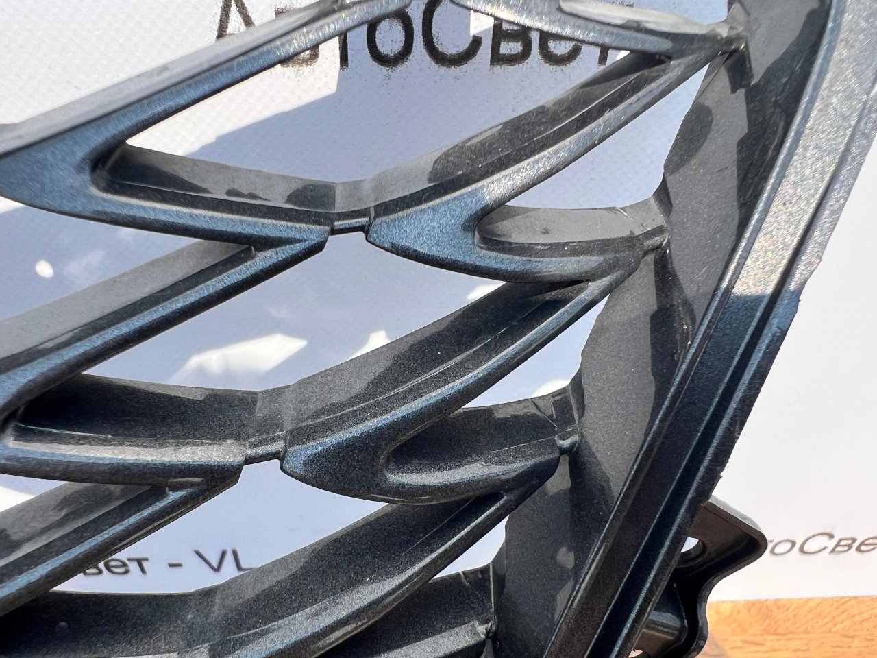 Решетка радиатора передняя RX200t 2015-2017 ( AL20