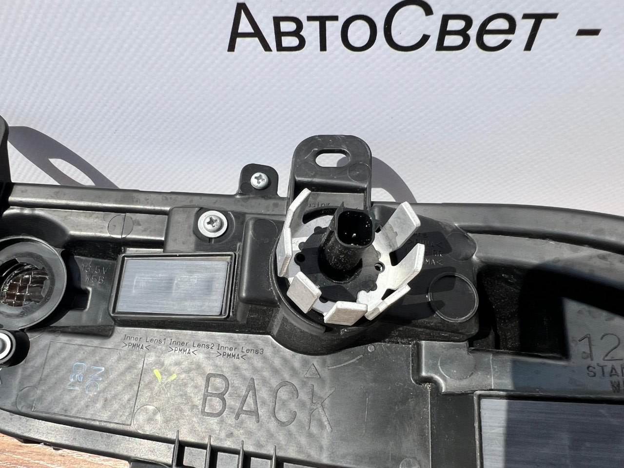 Поворотник в бампер задний левый Harrier 2020-2023 ( XU80 ) Поворотник в бампер задний левый Harrier 2020-2023 ( XU80 )