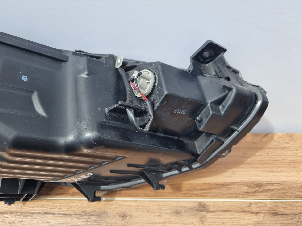 Фара светодиодная передняя левая Demio 2011-2014 ( DE )