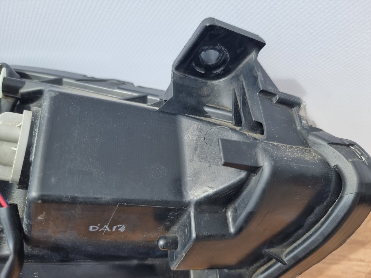 Фара светодиодная передняя левая Demio 2011-2014 ( DE )