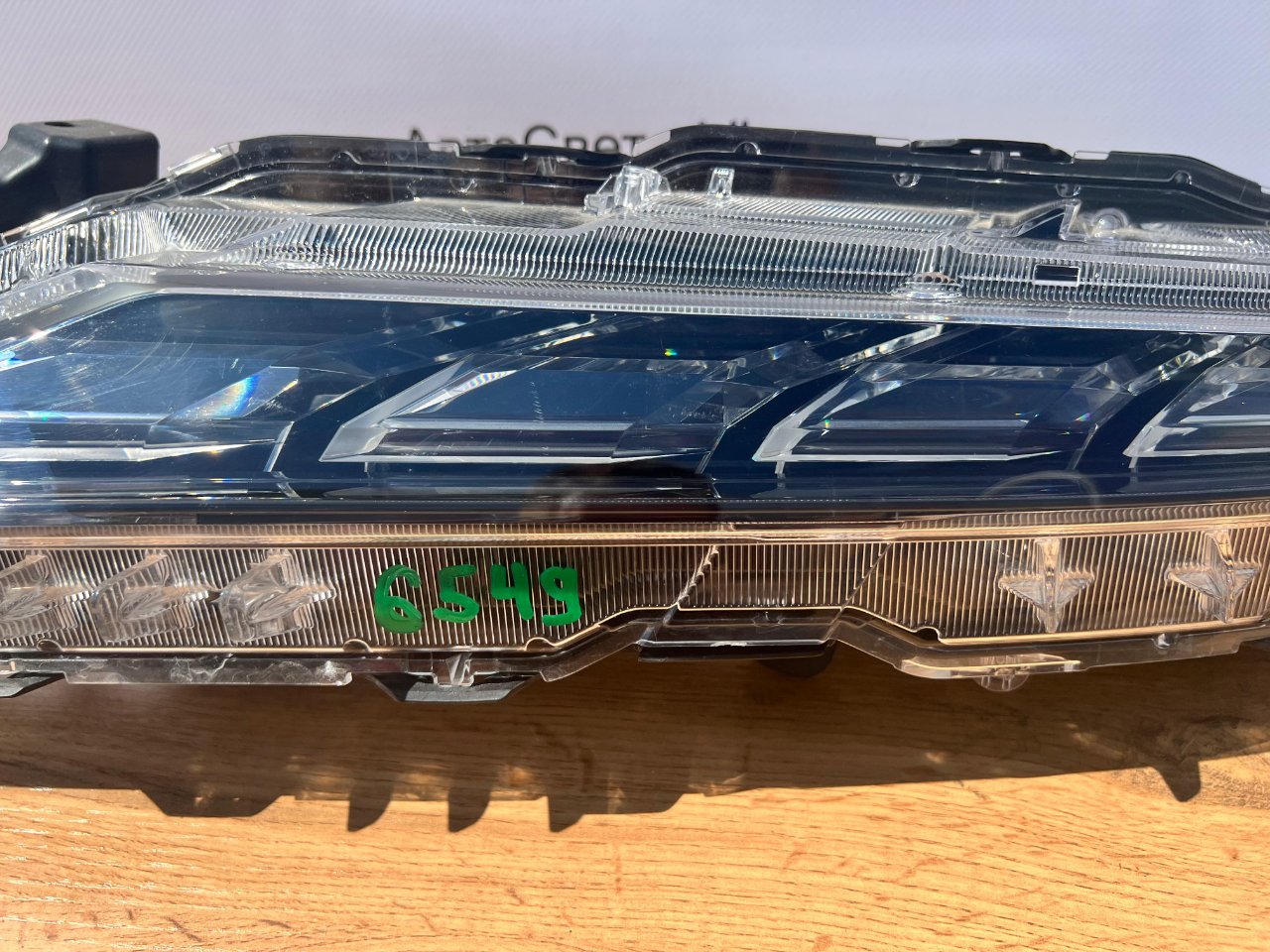 Фара светодиодная передняя левая Mitsubishi Delica D:5 ( CV )