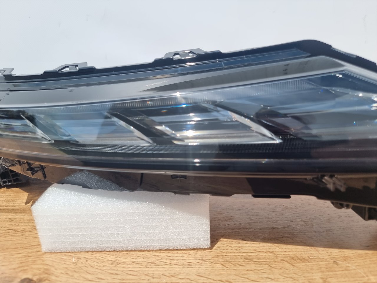 Фара светодиодная передняя правая Outlander 2021-2023 GN0W