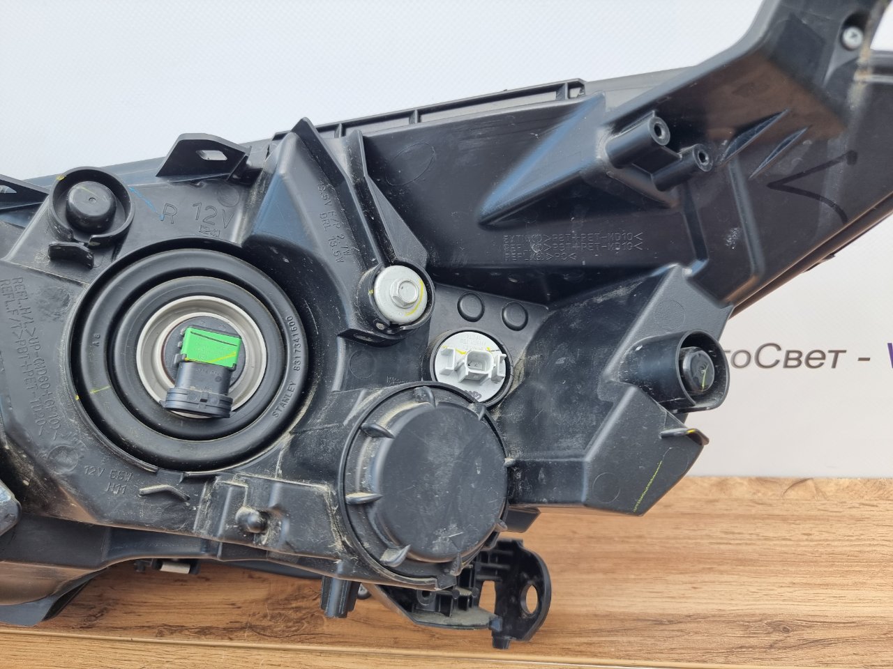 Фара галогеновая передняя правая Grace 2017-2020 ( GM )