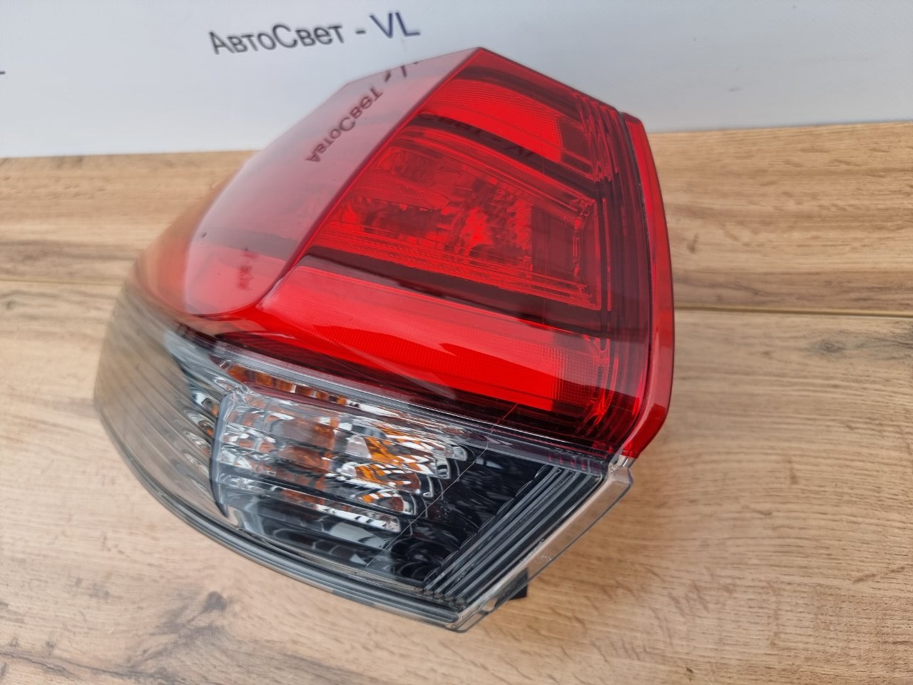 Стоп-сигнал задний левый X-Trail 2017-2022 ( T32 )