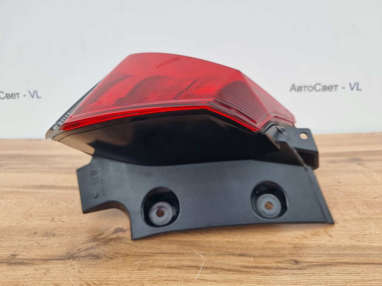 Стоп-сигнал задний левый X-Trail 2017-2022 ( T32 )