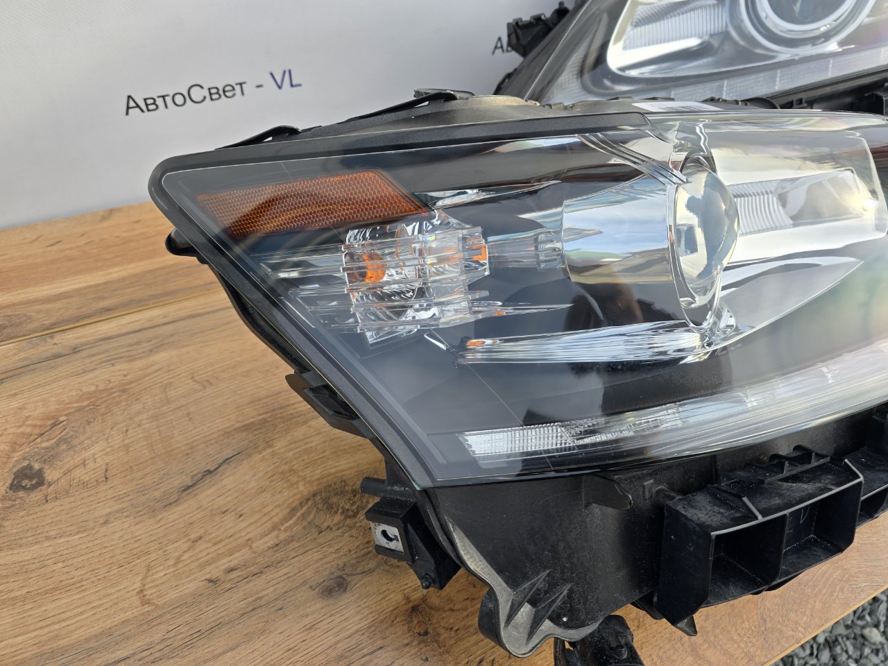 Фары ксеноновые передние GS250 2011-2015 ( L10 )