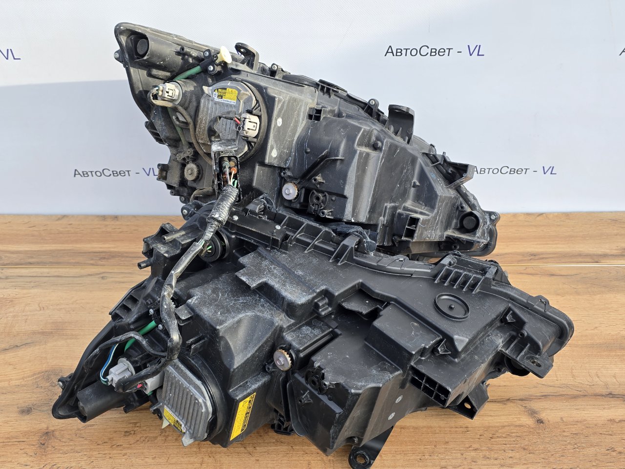 Фары ксеноновые передние GS250 2011-2015 ( L10 )