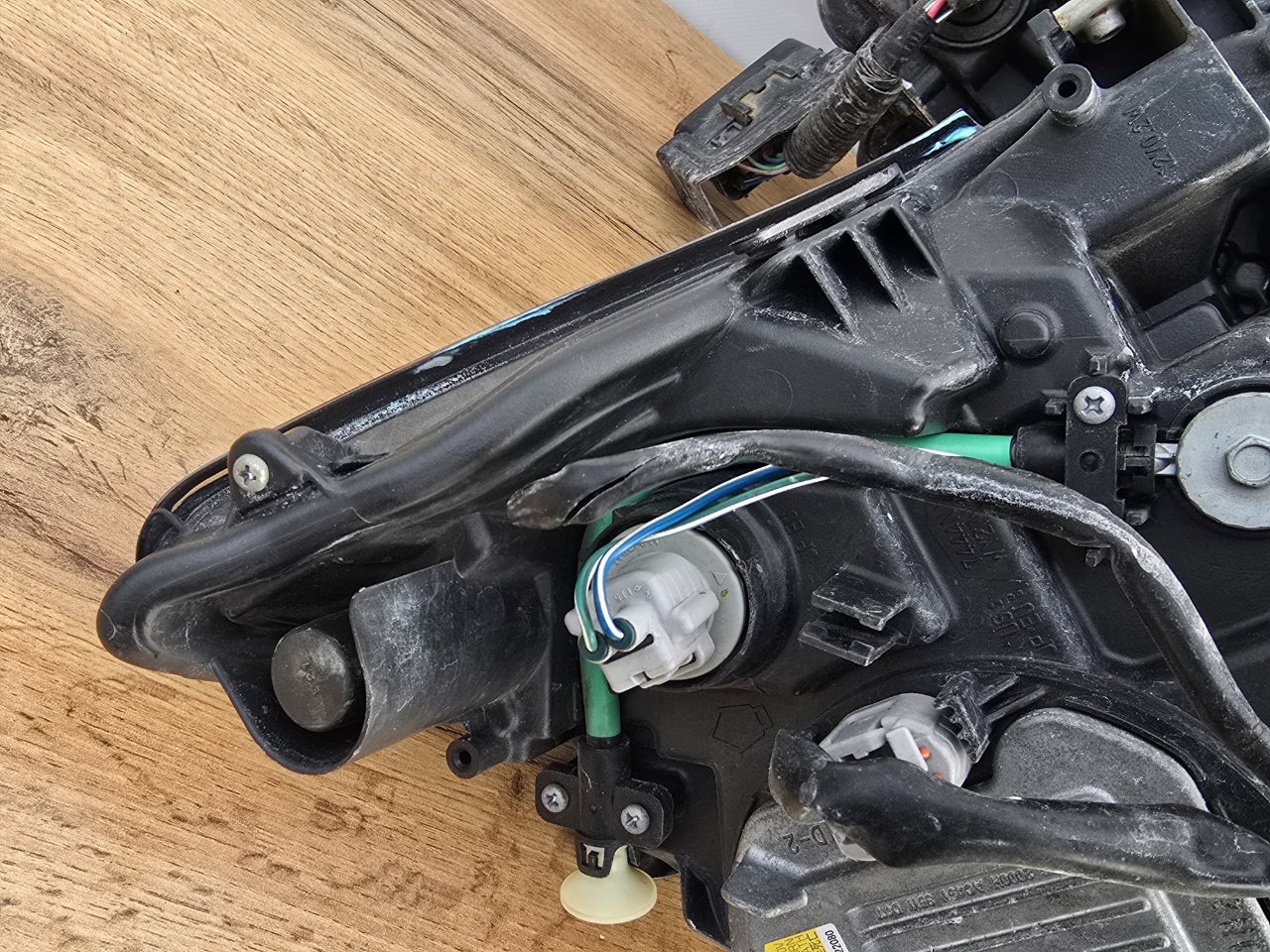 Фары ксеноновые передние GS250 2011-2015 ( L10 )