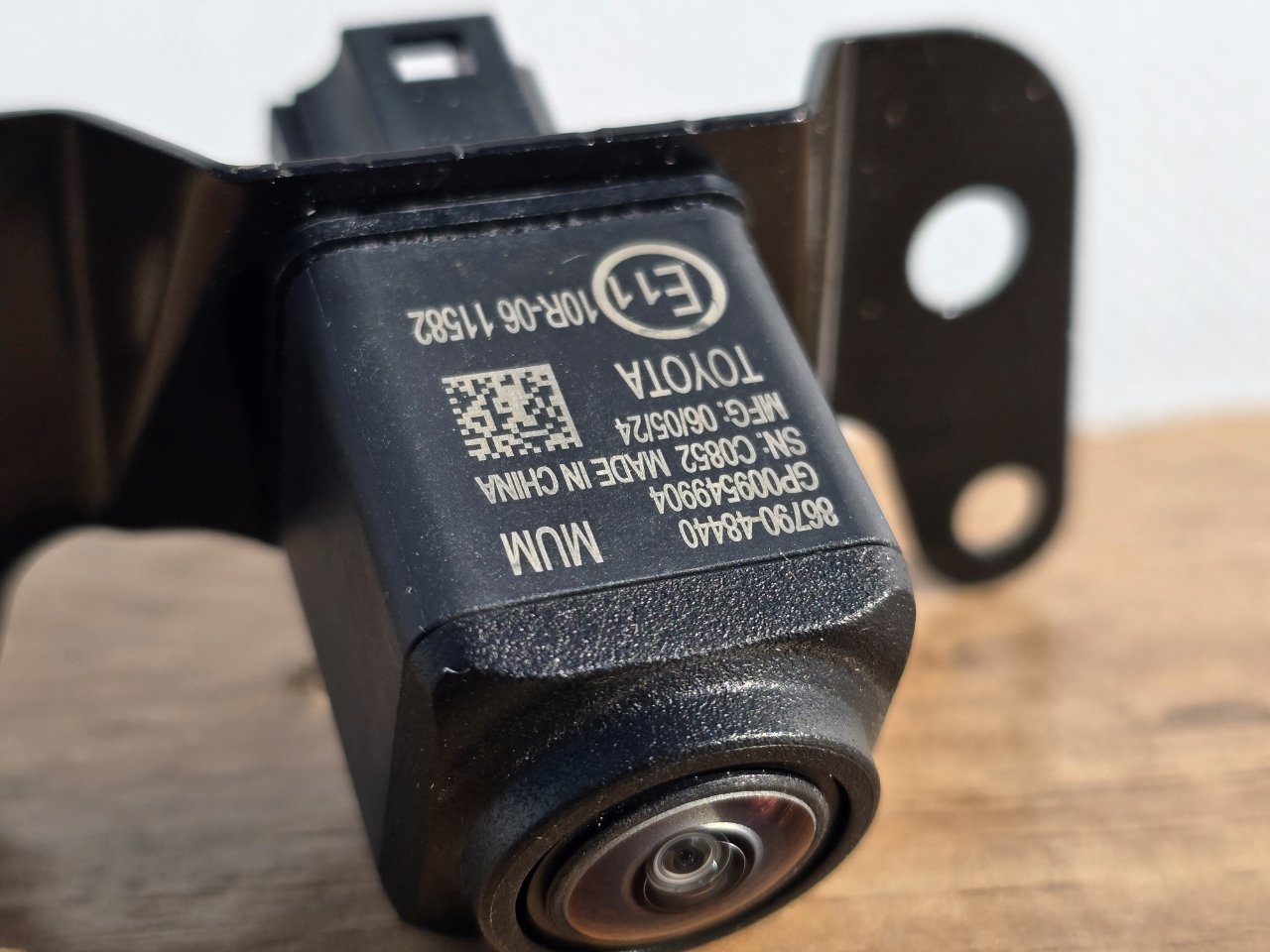 Камера переднего вида передняя Harrier 2020-2024 ( XU80 )