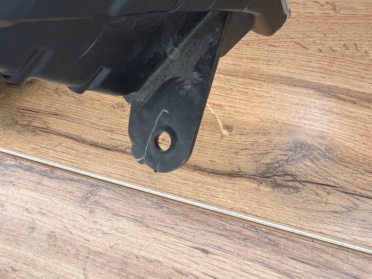 Фара светодиодная передняя Escudo 2015-2018 YD21S