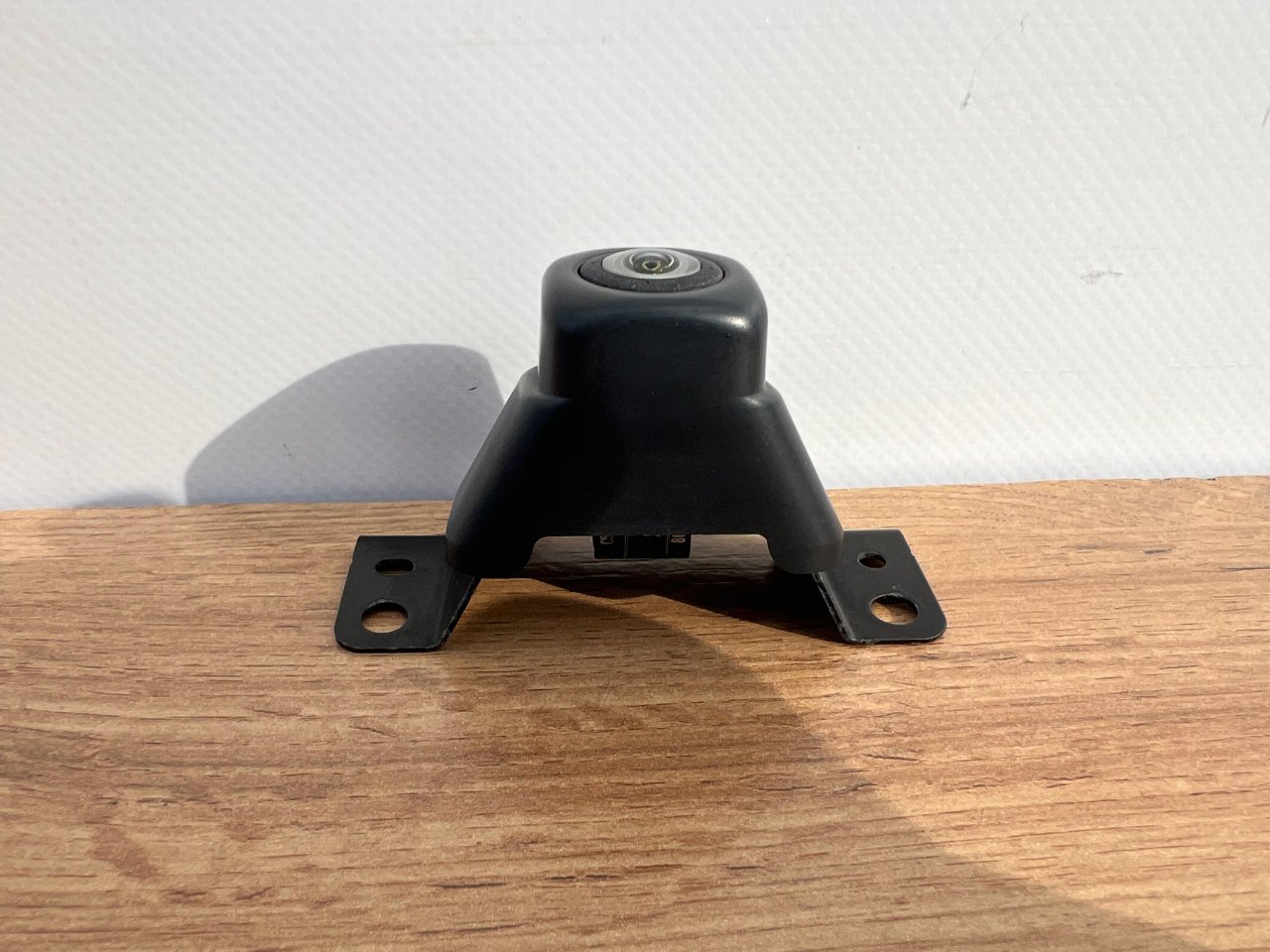 Камера переднего вида передняя Harrier 2013-2017 ( XU60 ) Камера переднего вида передняя Harrier 2013-2017 ( XU60 )