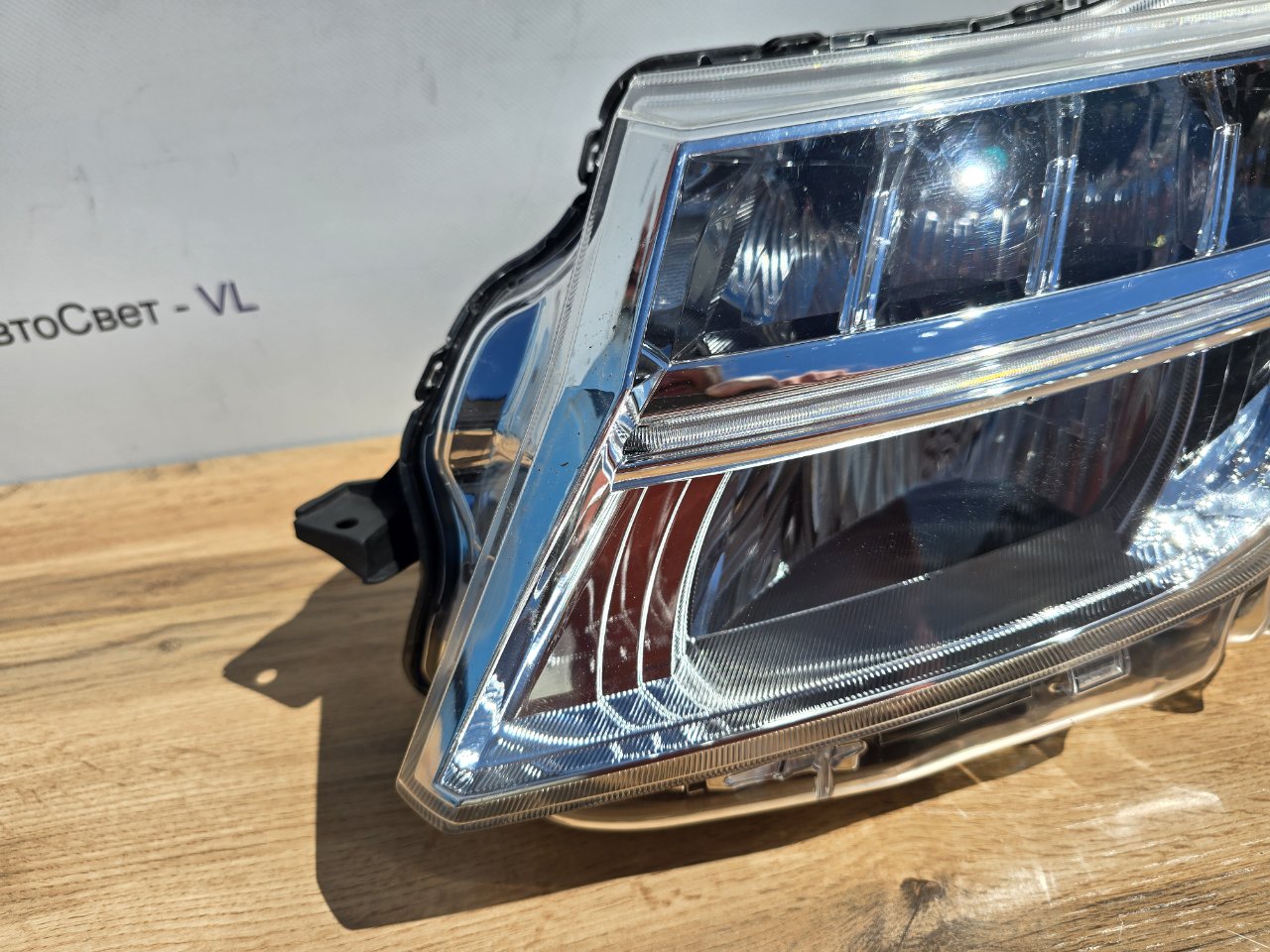 Фара светодиодная передняя левая Roomy 2016-2020 M910