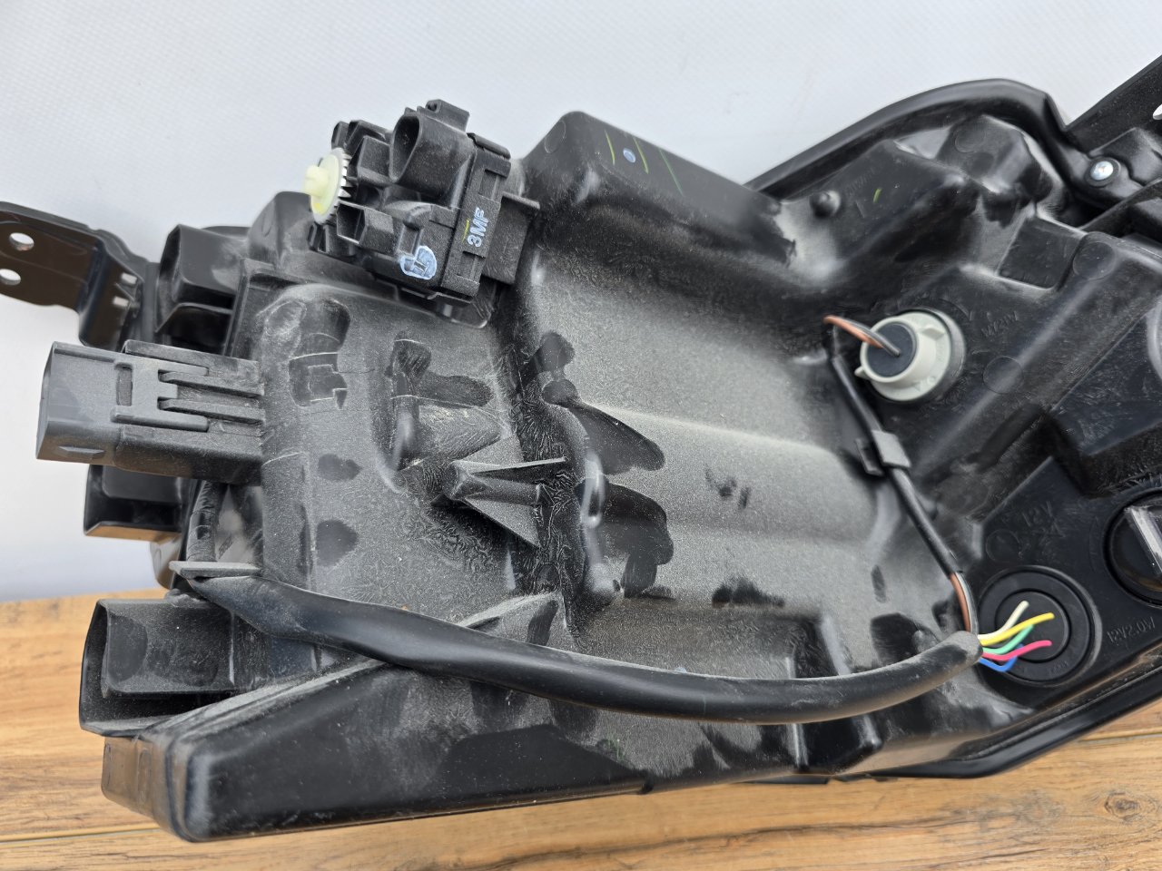 Фара светодиодная передняя левая Delica D:2 2015-2020