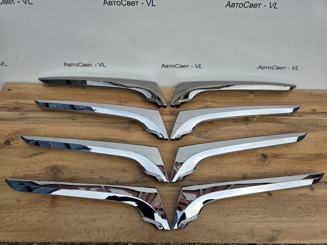 Планка фары передняя Toyota Alphard 2017-2023 ( H30 ) 53181-58110 контрактная