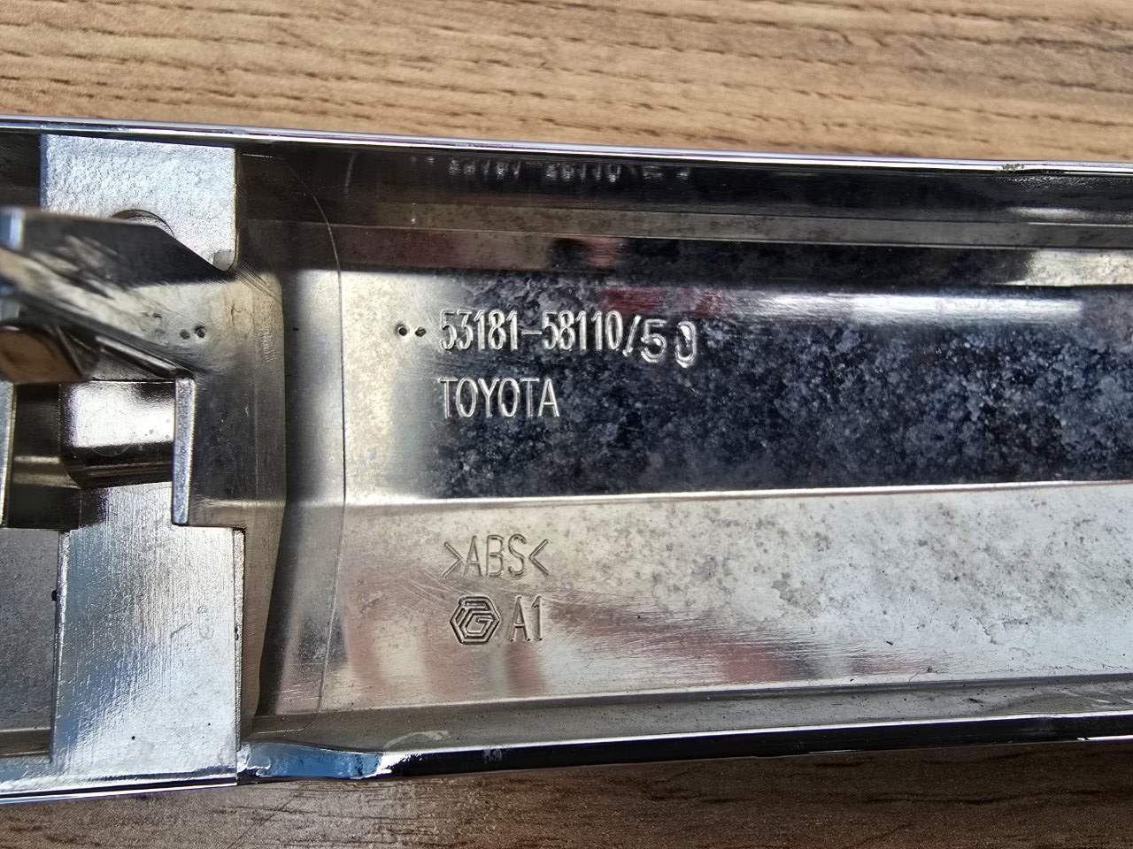 Планка фары передняя Alphard 2017-2023 ( H30 )