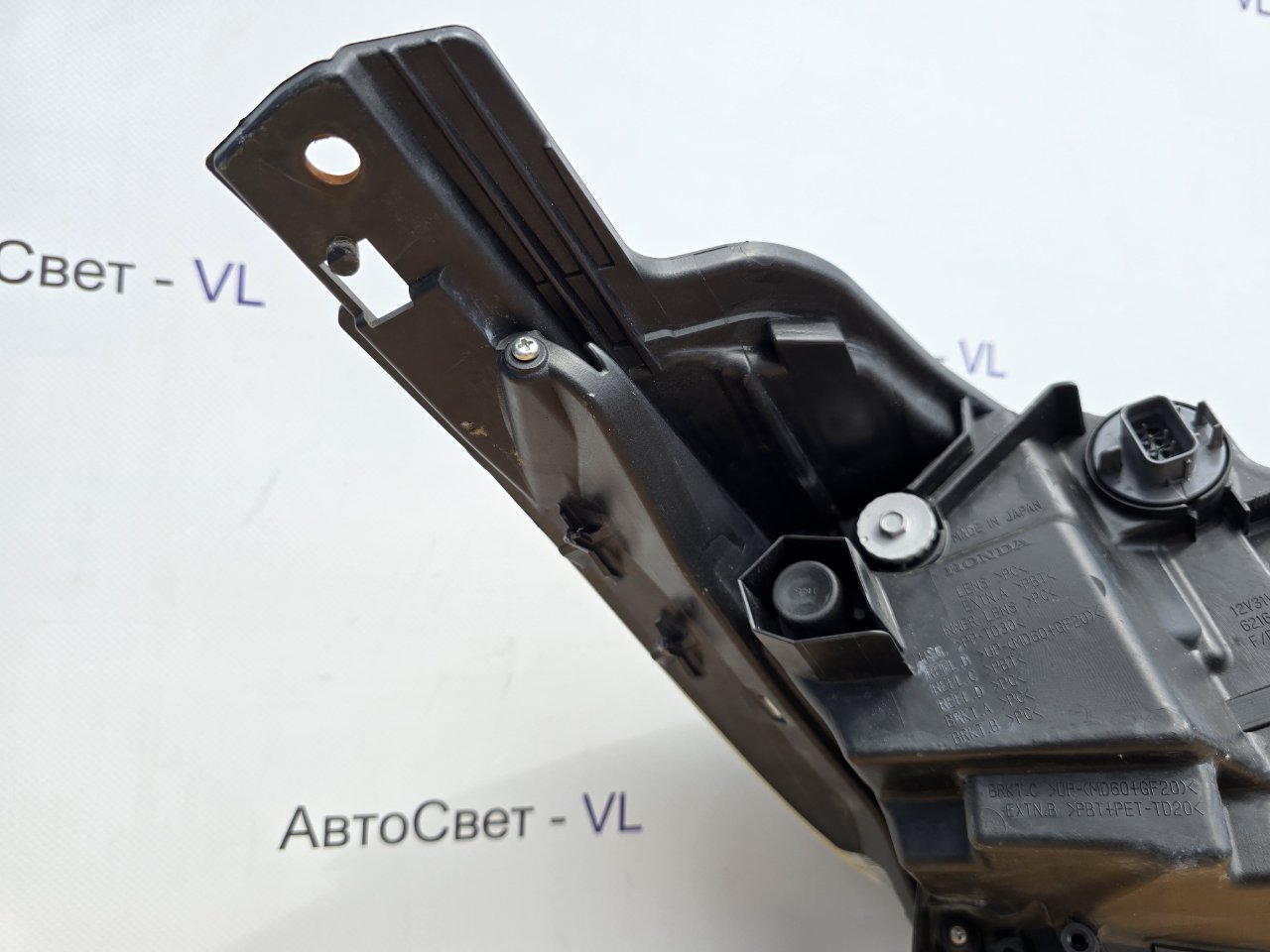 Фара светодиодная передняя левая Vezel 2013-2018 ( RU )