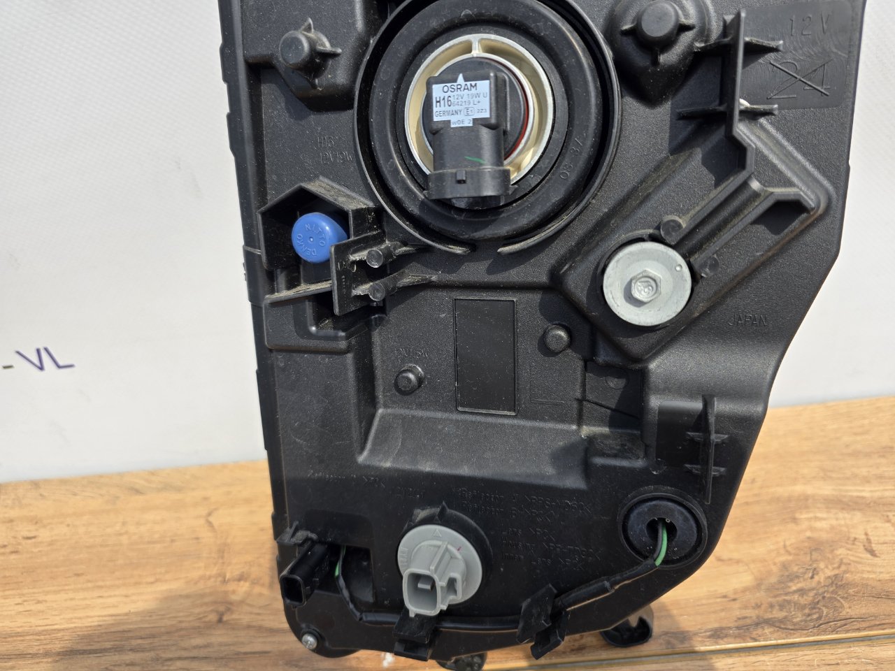 Фара противотуманная передняя левая eK Space 2014-2022 B11A