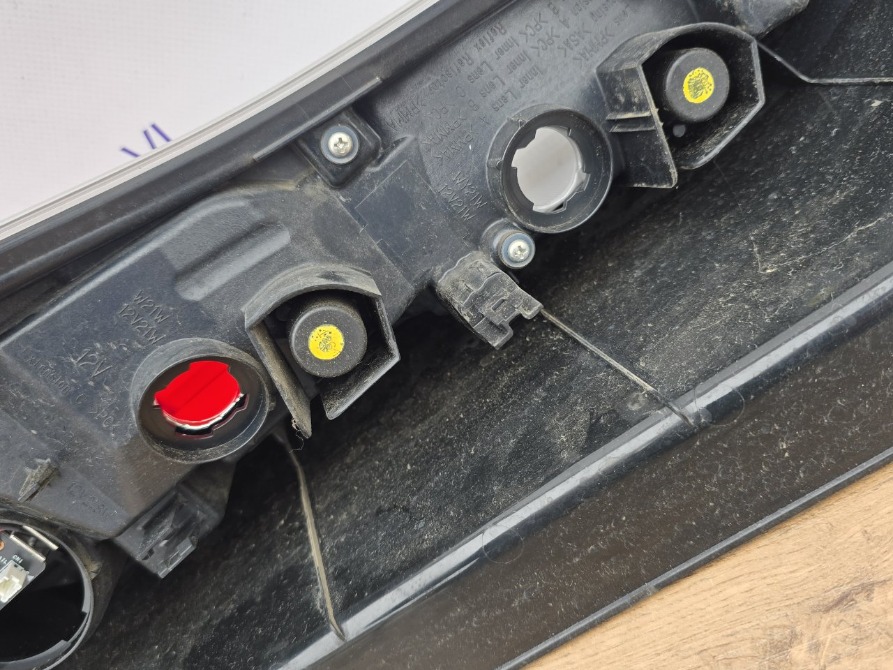 Стоп-сигнал задний правый Serena 2016-2019 ( C27 )