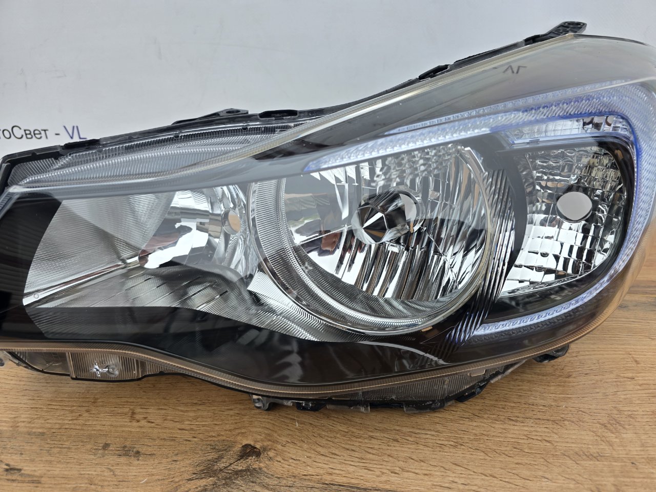 Фара ксеноновая передняя левая Subaru Impreza ( GJ