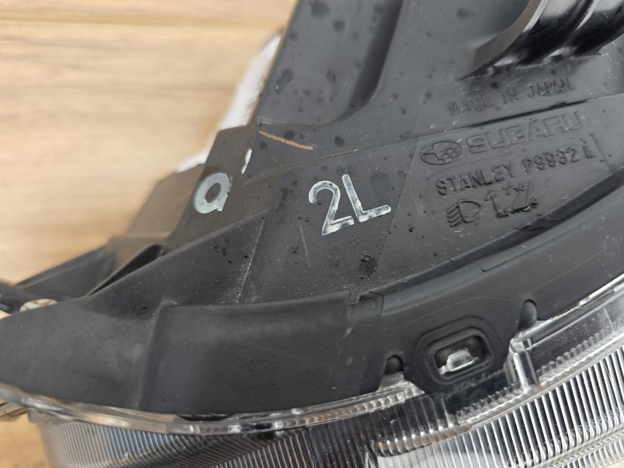 Фара ксеноновая передняя левая Impreza 2014-2016 ( GJ