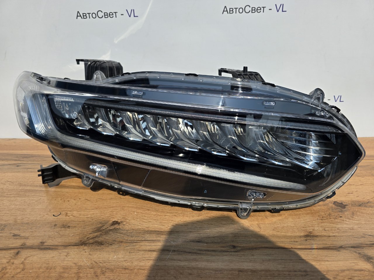 Запчасть фара светодиодная передняя правая Honda Accord 2017-2023 ( CV ) W4201 контрактная Фара светодиодная передняя правая Honda Accord 2017-2023 ( CV ) W4201 контрактная