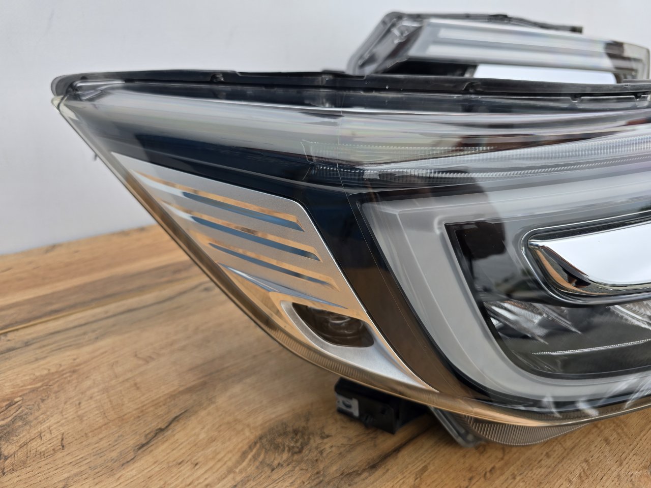 Фары светодиодные передние Honda StepWgn ( RP ) Фары светодиодные передние Honda StepWgn ( RP )