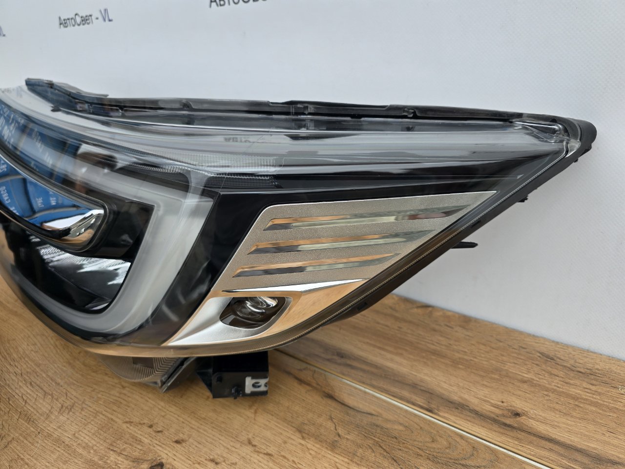 Фары светодиодные передние StepWgn 2017-2021 ( RP ) Фары светодиодные передние StepWgn 2017-2021 ( RP )