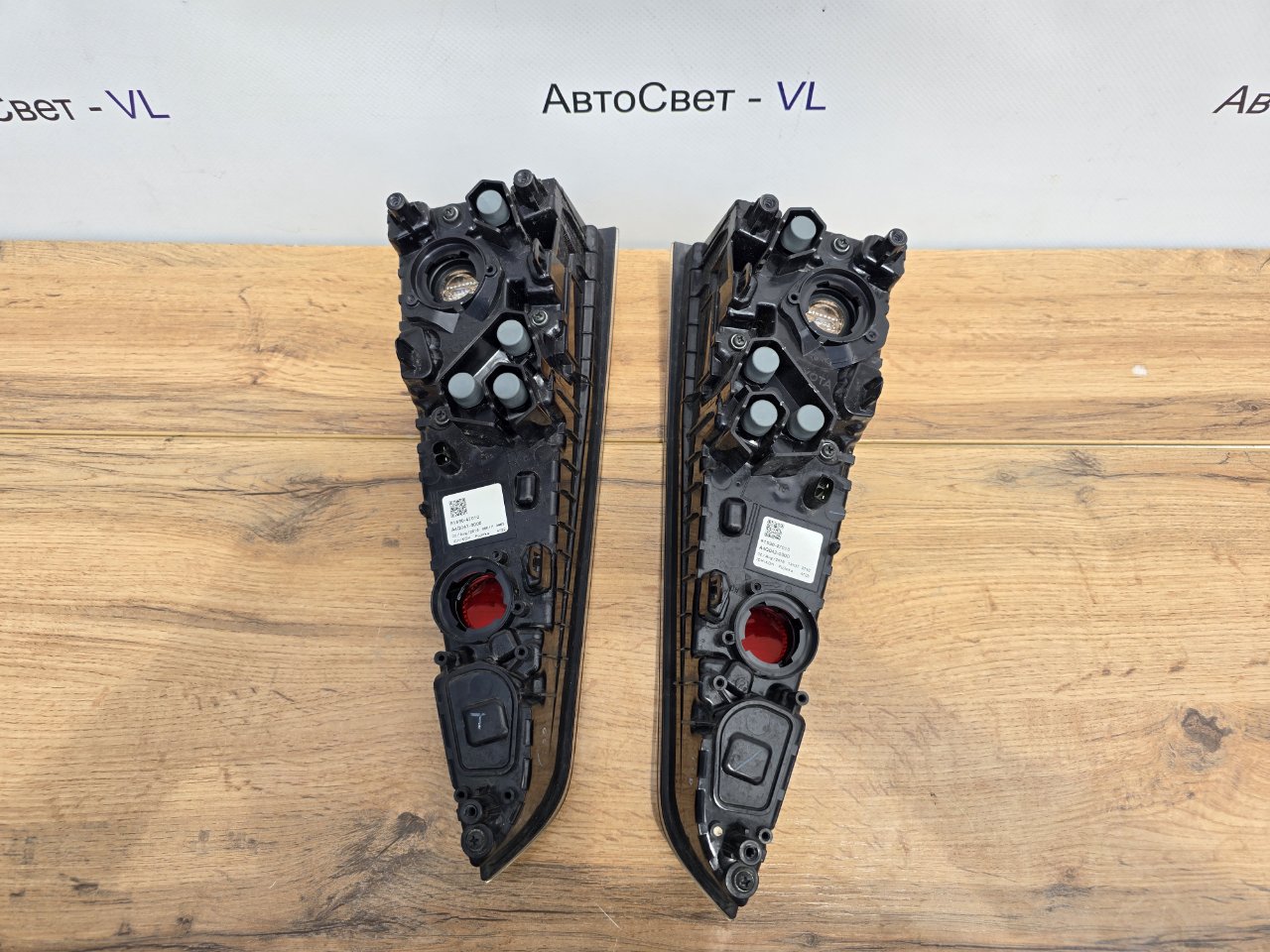 Стоп-сигнал задний Prius 2015-2018 ( XW50 )