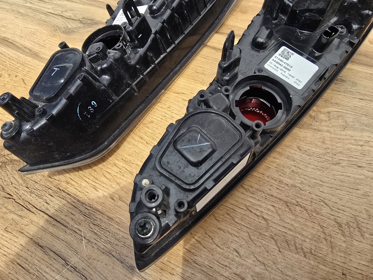 Стоп-сигнал задний Prius 2015-2018 ( XW50 )