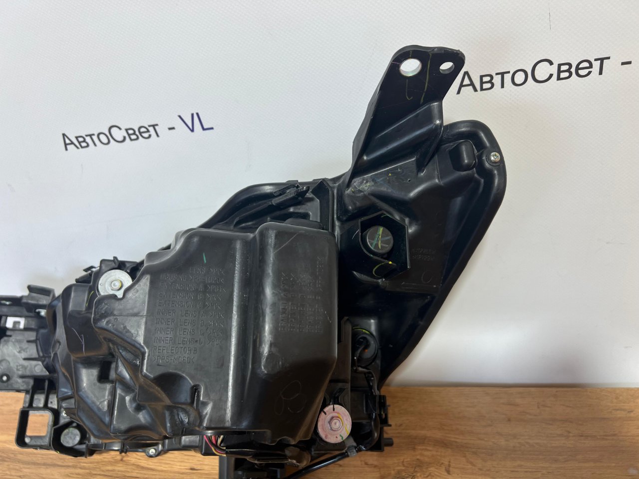 Фара светодиодная передняя правая Demio 2014-2019 ( DJ )