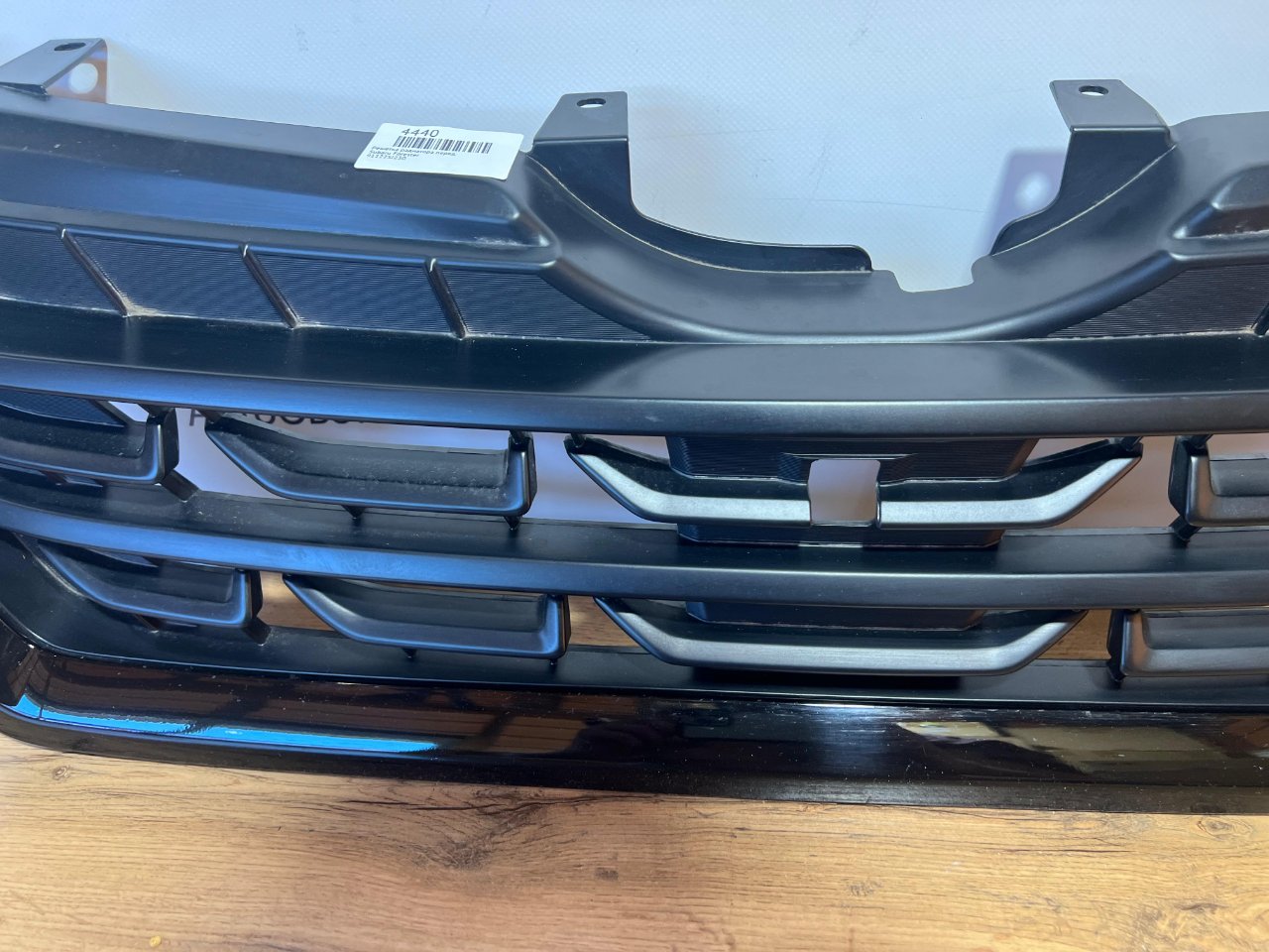 Решетка радиатора передняя Subaru Forester ( SK ) Решетка радиатора передняя Subaru Forester ( SK )