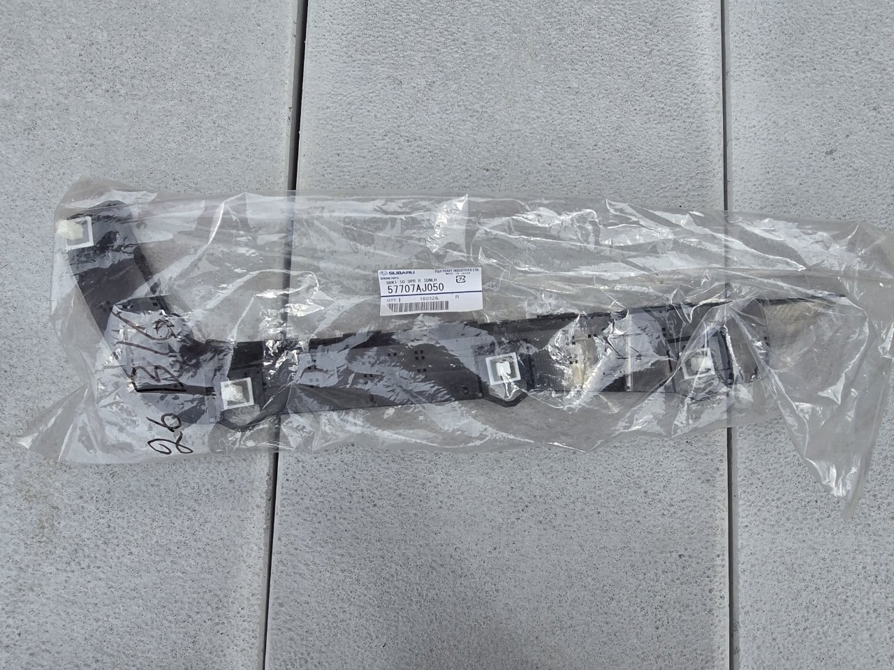 Крепление бампера заднее левое Subaru Legacy B4 2009-2015 ( BM ) 57707AJ050 новая