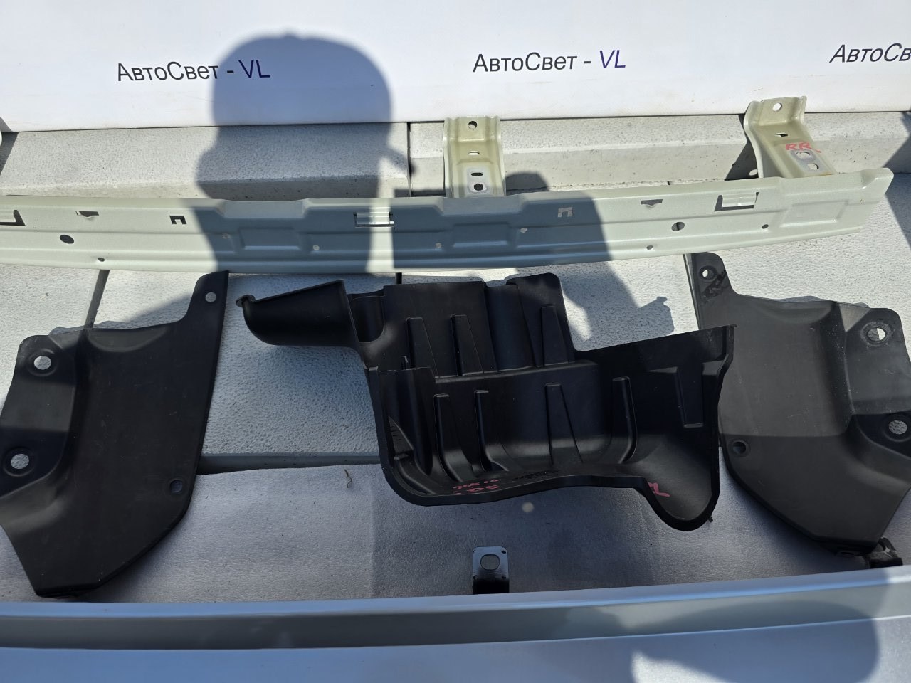 Бампер задний Delica D:5 2018-2023