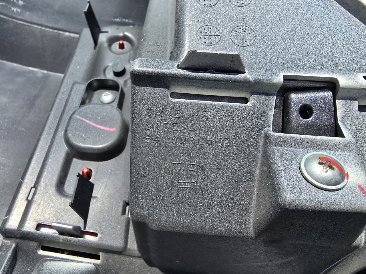 Бампер задний Delica D:5 2018-2023