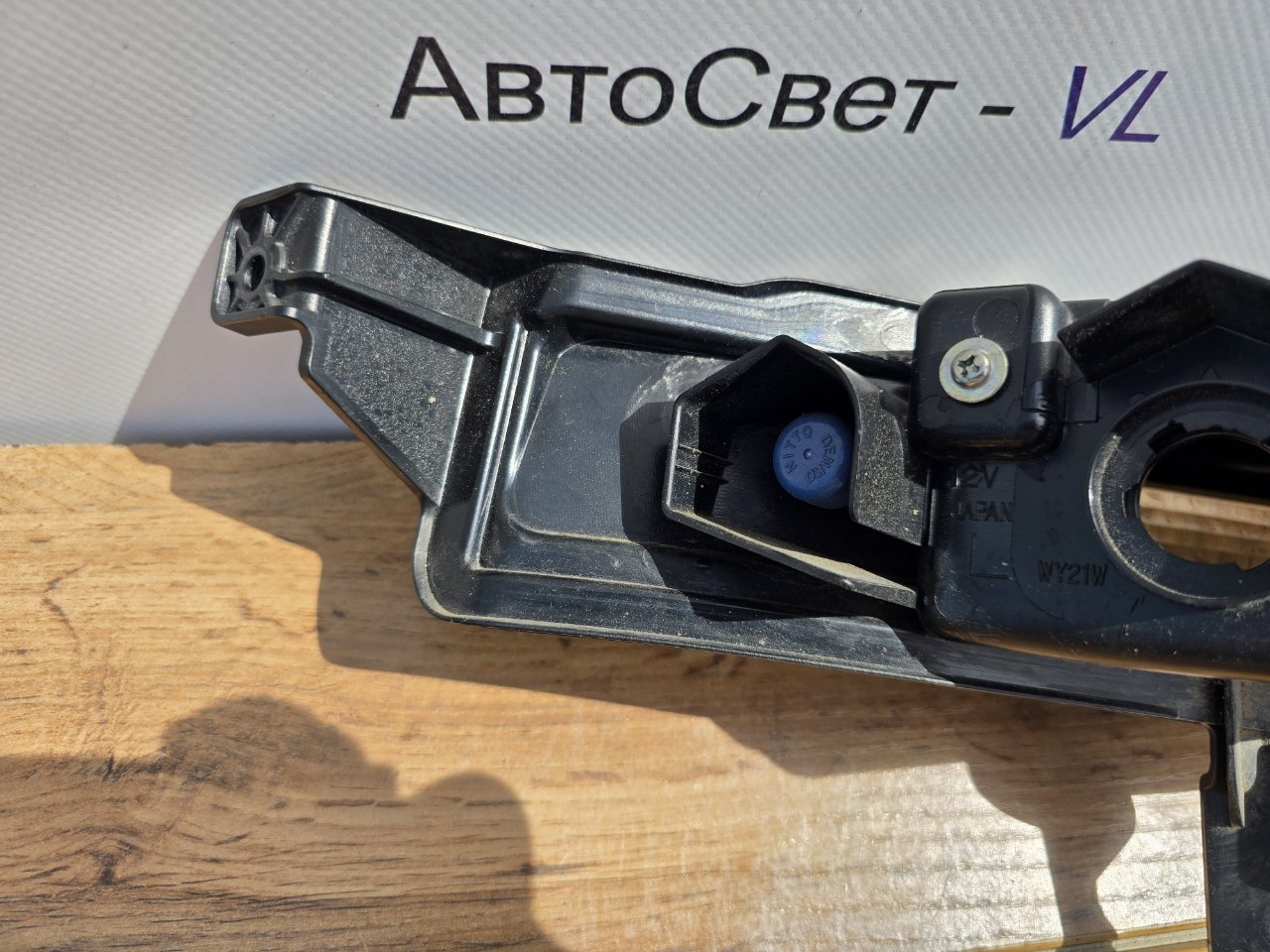 Указатель поворота передний левый Delica D:5 2018-2022