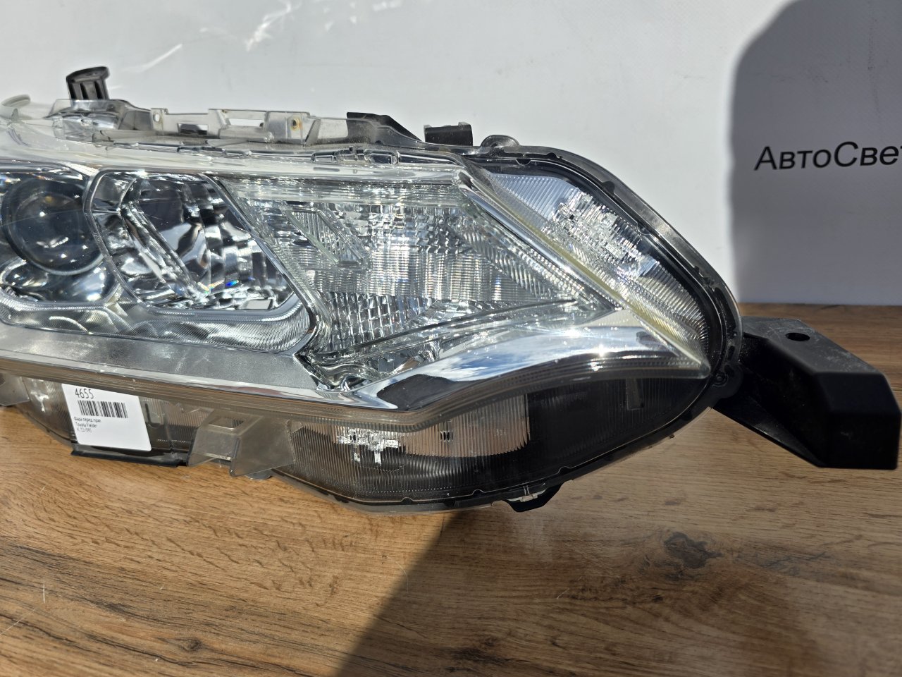 Фара галогеновая передняя правая Fielder 2015-2020 ( E160 )