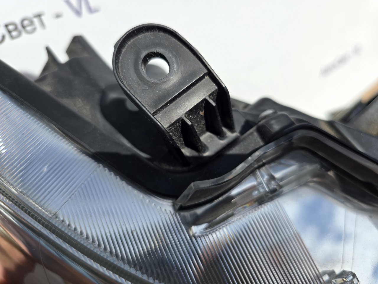 Фара галогеновая передняя правая Fielder 2015-2020 ( E160 )