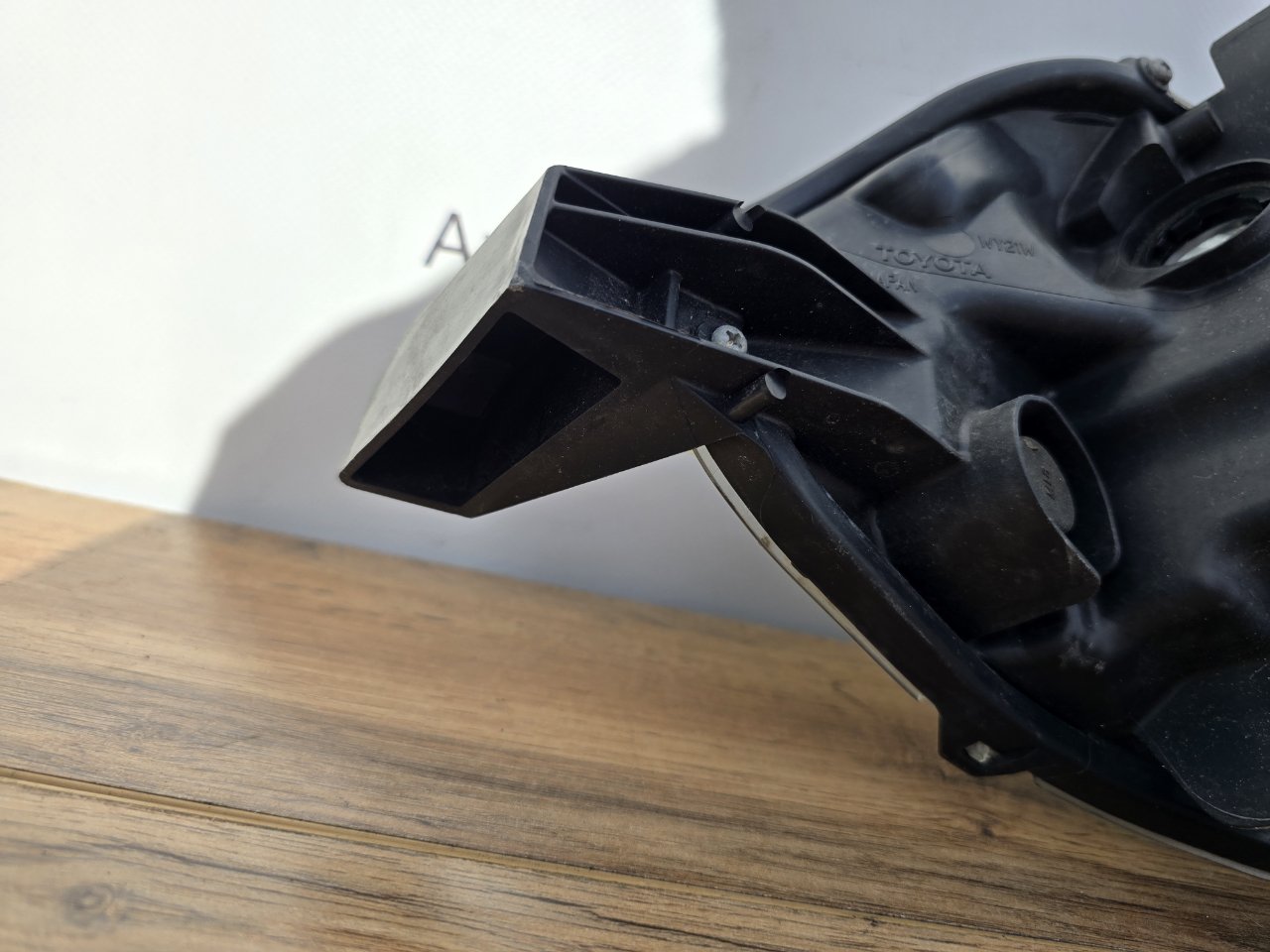 Фара галогеновая передняя правая Fielder 2015-2020 ( E160 )